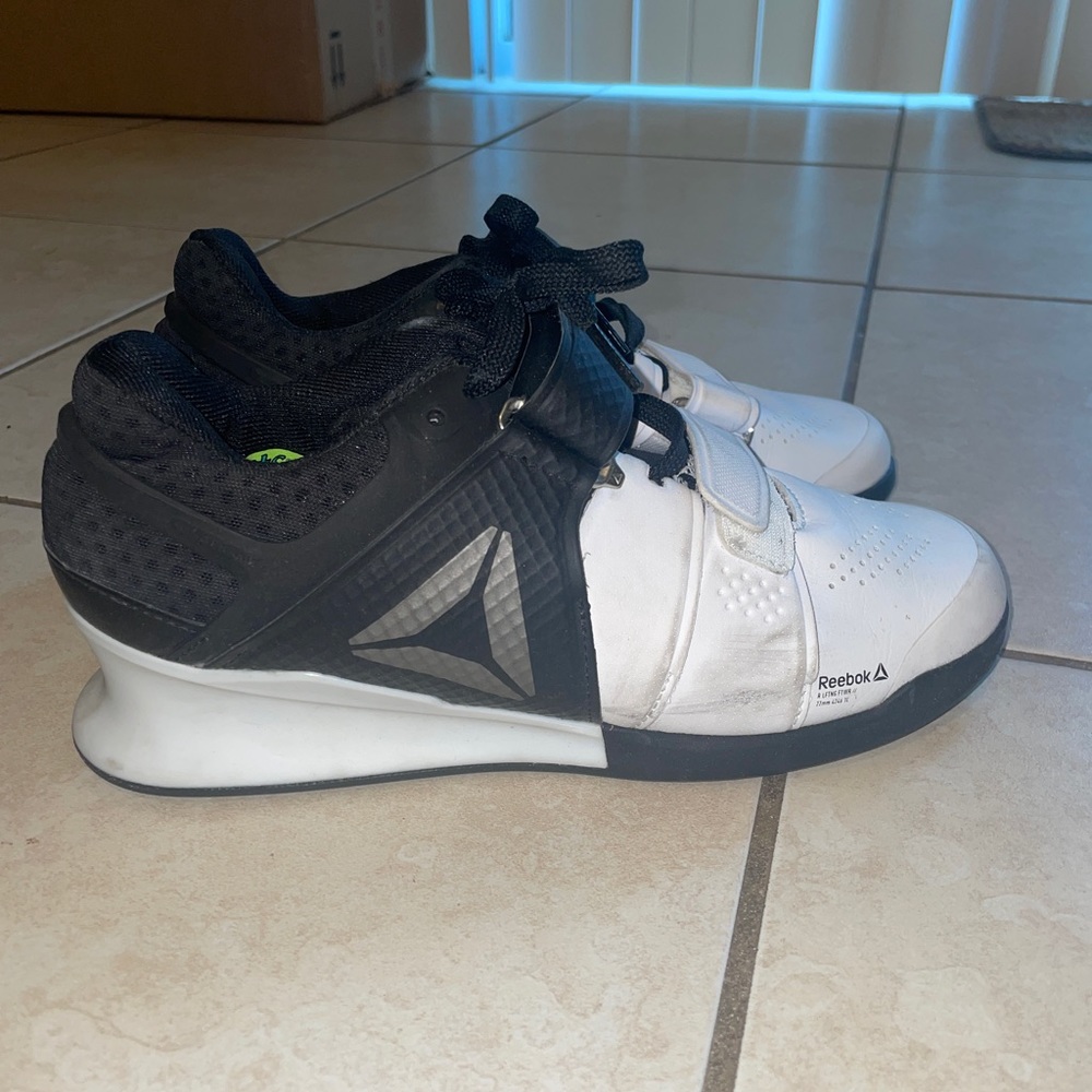 Reebok weight lifting shoes